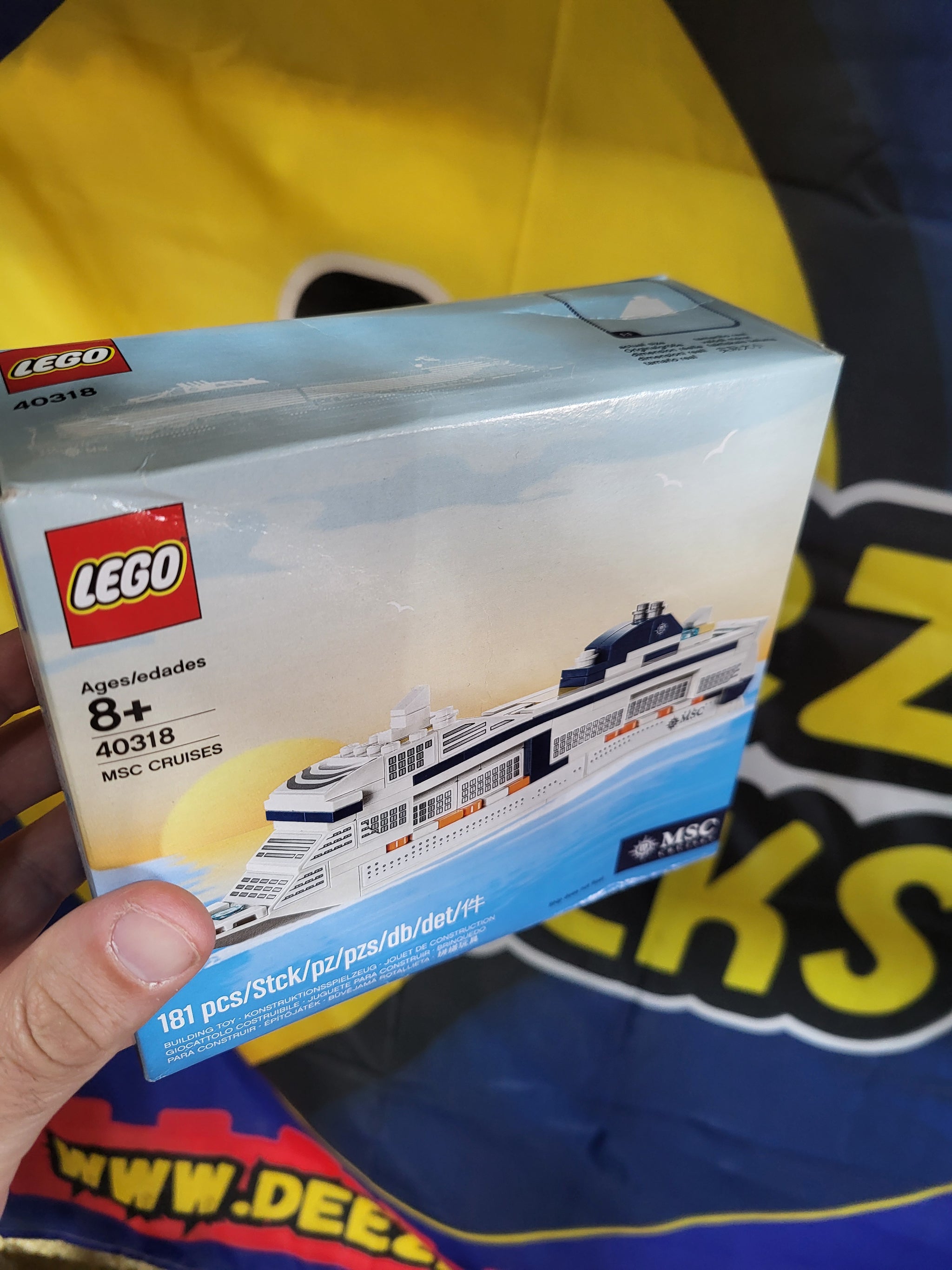 Lego #40318 MSC Cruises *box imperfections* – deezbricks