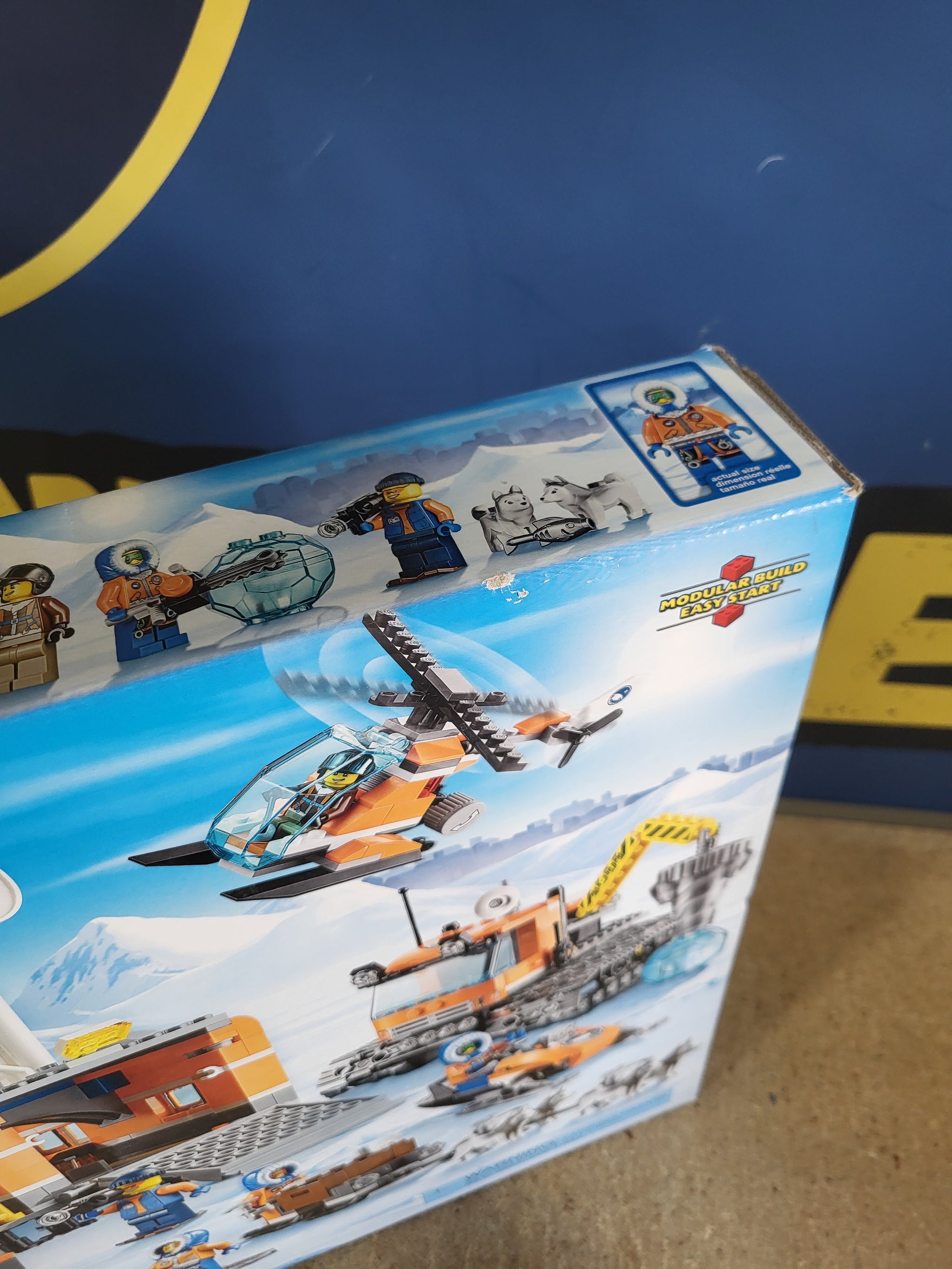 Lego City #60036 Arctic Base Camp *Box Damage* – deezbricks
