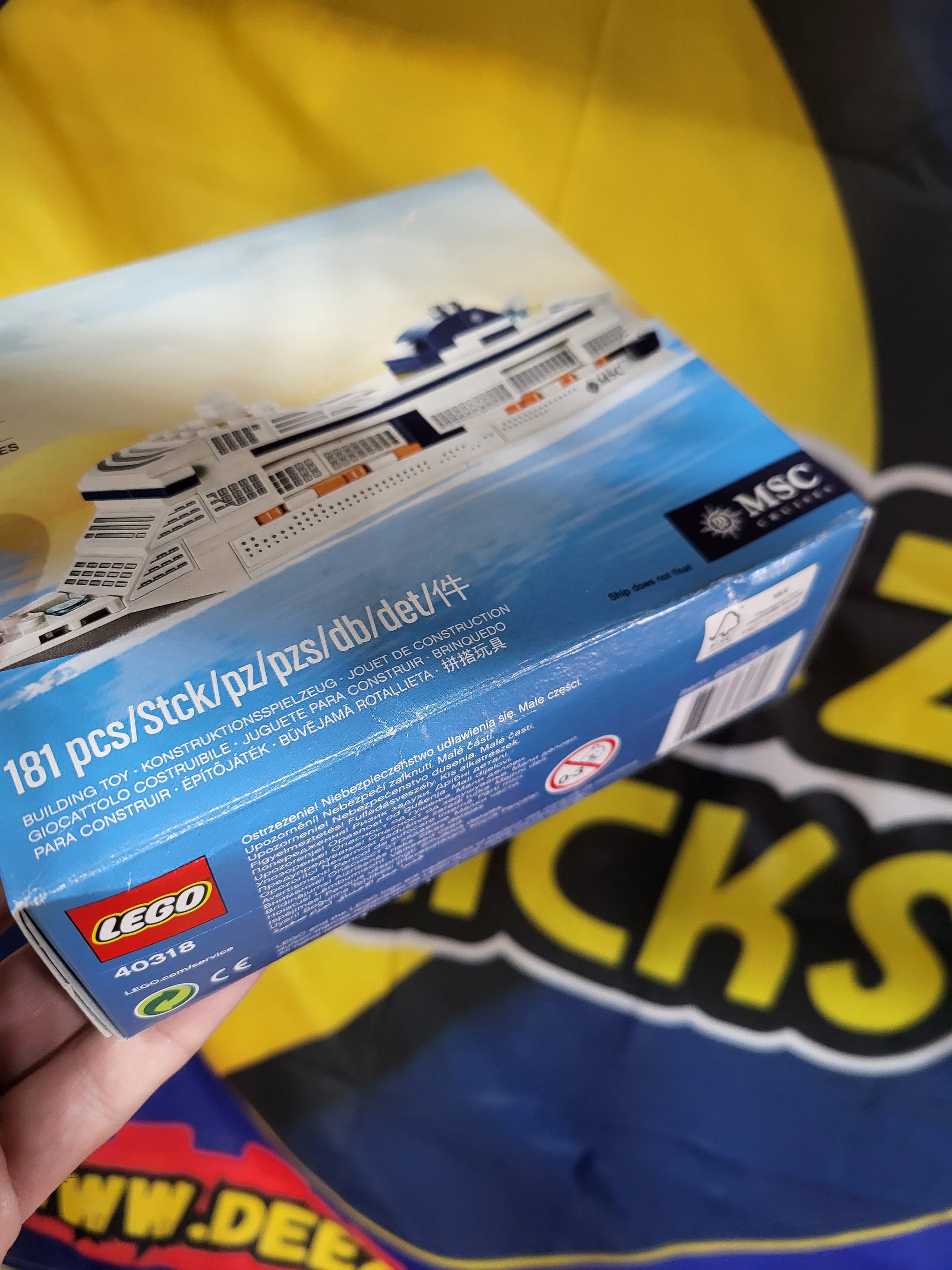 Lego #40318 MSC Cruises *box imperfections* – deezbricks